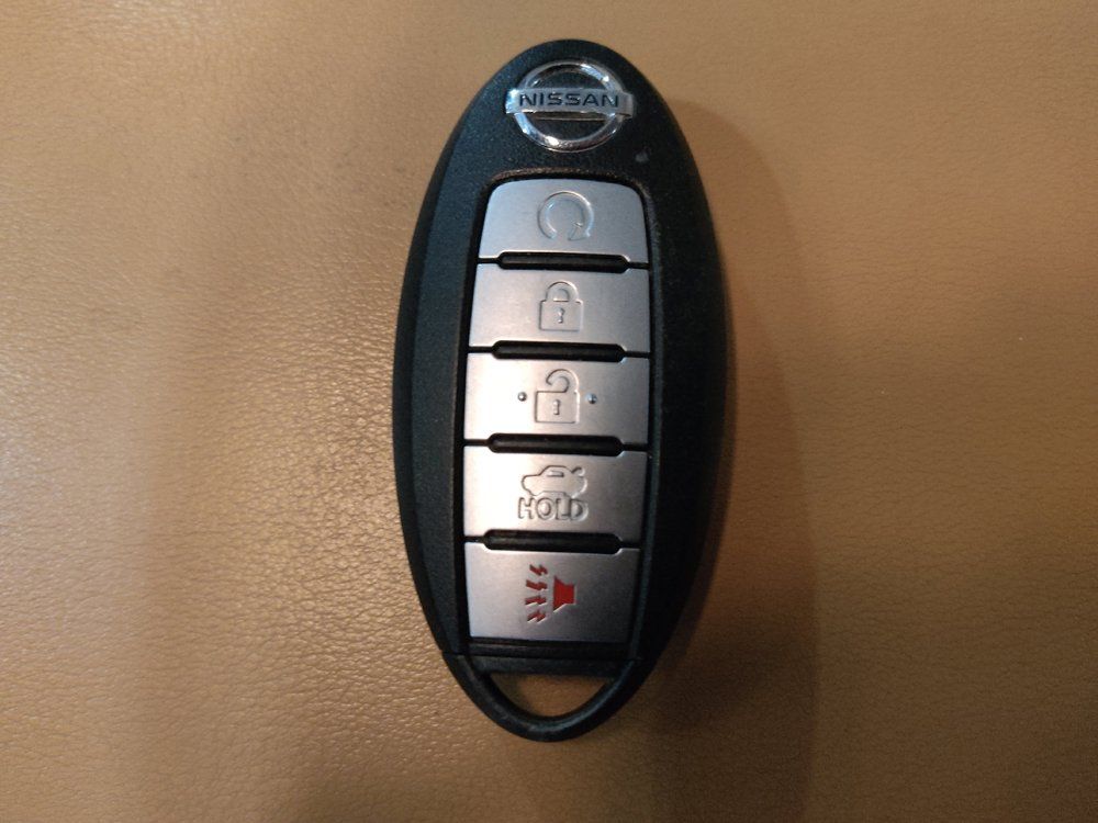 Used 2023 Nissan Sentra SV w/ SV Premium Package FWD image 32