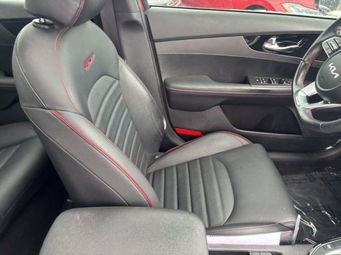 Used 2023 Kia Forte GT w/ GT2 Package image 33