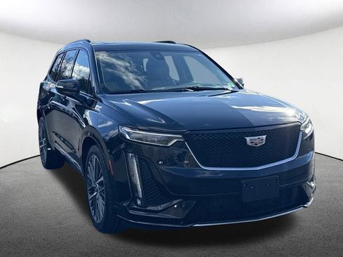 Certified 2023 Cadillac XT6 Sport w/ Platinum Package image 8
