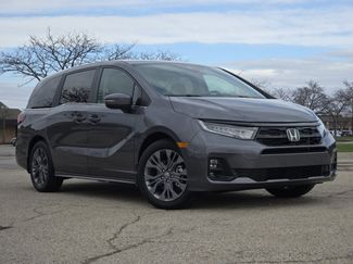 New 2026 Honda Odyssey Touring video 2