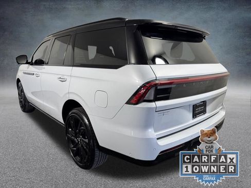 Used 2025 Lincoln Navigator Black Label AWD/4WD image 4