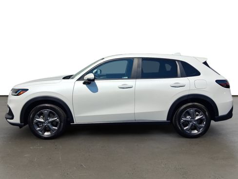 Used 2027 Honda HR-V LX image 2