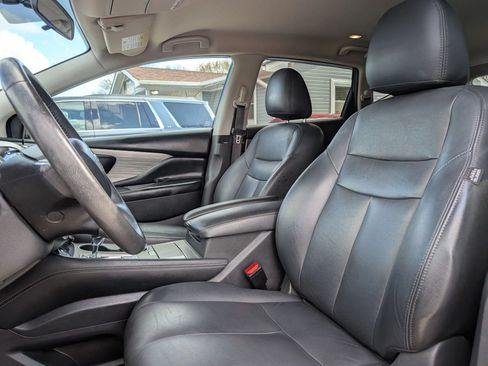 Used 2017 Nissan Murano SV FWD image 18