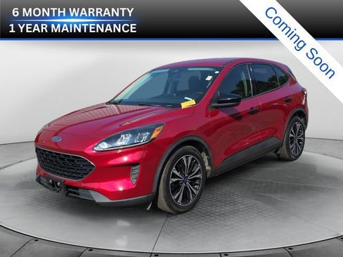 Used 2021 Ford Escape SE w/ SE Sport Appearance Package FWD image 1
