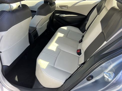 Used 2021 Toyota Corolla XLE image 15