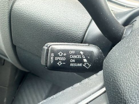 Used 2015 Audi Q7 TDI Premium Plus w/ Premium Plus Package AWD/4WD image 40