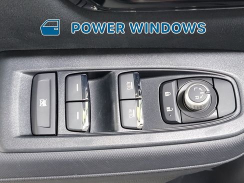 Certified 2025 Subaru Forester Touring AWD/4WD image 28