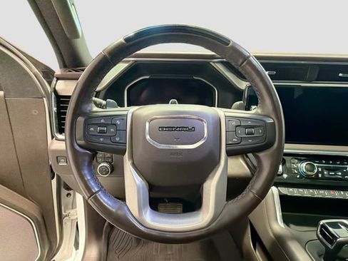 Used 2024 GMC Sierra 1500 Denali AWD/4WD image 10