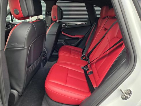 New 2026 Porsche Macan AWD/4WD image 19
