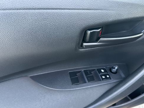 Certified 2023 Toyota Corolla LE image 10