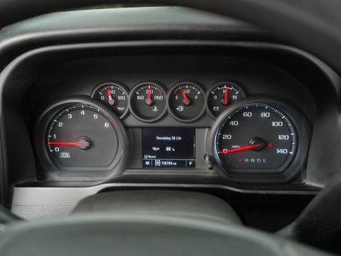 Used 2022 Chevrolet Silverado 2500 Custom w/ Custom Value Package AWD/4WD image 24