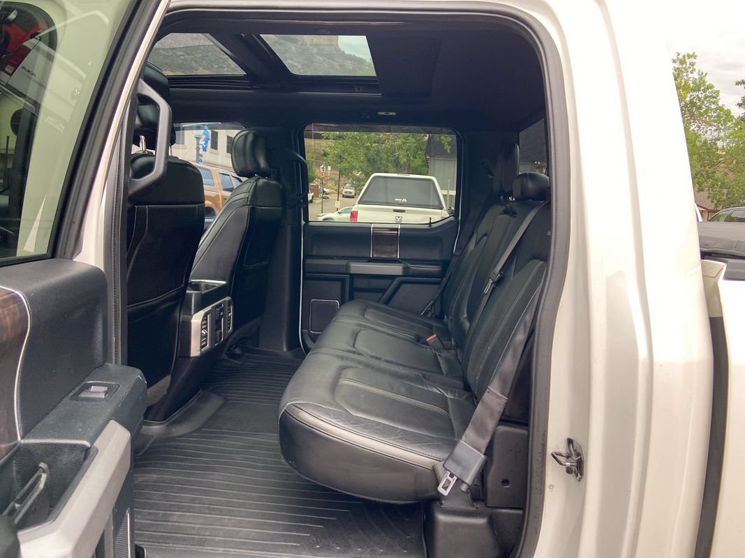 Used 2015 Ford F150 Platinum w/ Equipment Group 701A Luxury AWD/4WD image 20