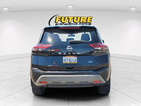 Certified 2023 Nissan Rogue SV FWD image 8