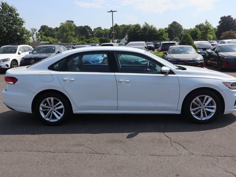 Used 2021 Volkswagen Passat 2.0T S FWD image 4