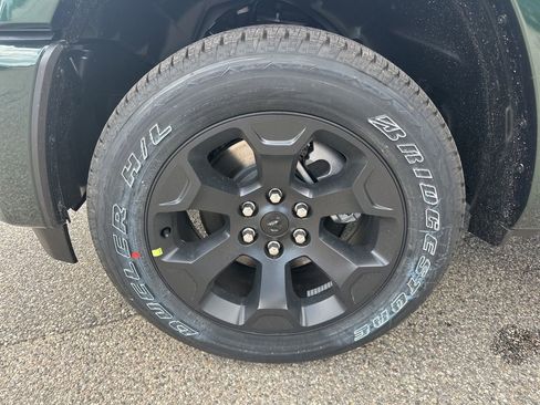New 2026 RAM 1500 4x4 Crew Cab image 34