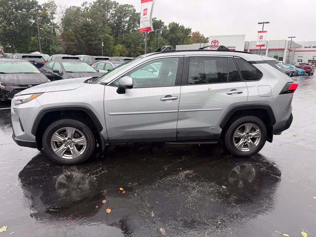 Certified 2024 Toyota RAV4 XLE AWD/4WD image 4