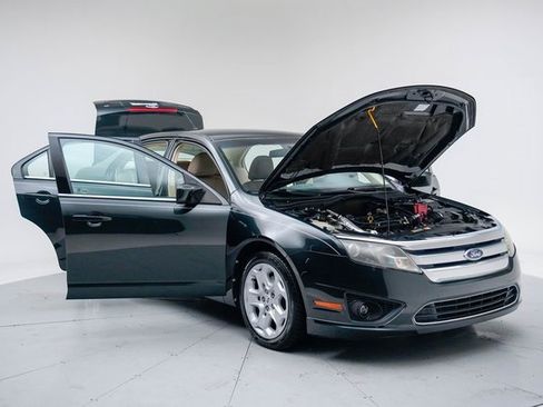 Used 2010 Ford Fusion SE image 15