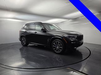 Used 2022 BMW X5 xDrive40i w/ M Sport Package video 2