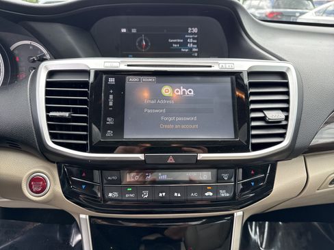 Used 2016 Honda Accord EX-L image 24