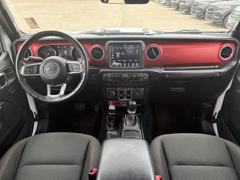 Used 2020 Jeep Gladiator Rubicon AWD/4WD image 13