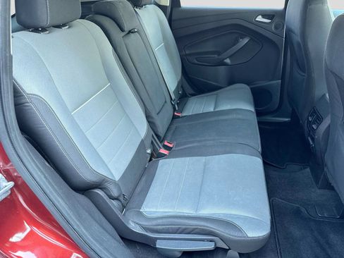 Used 2014 Ford Escape SE w/ Equipment Group 201A AWD/4WD image 19