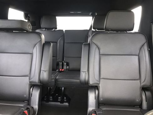 Used 2023 GMC Yukon Denali AWD/4WD image 22