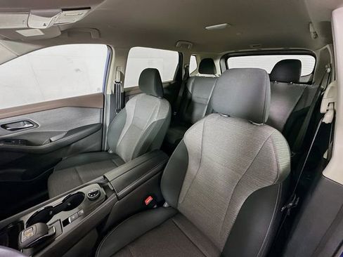 Certified 2023 Nissan Rogue SV image 21