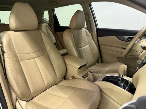 Used 2014 Nissan Rogue SL image 29