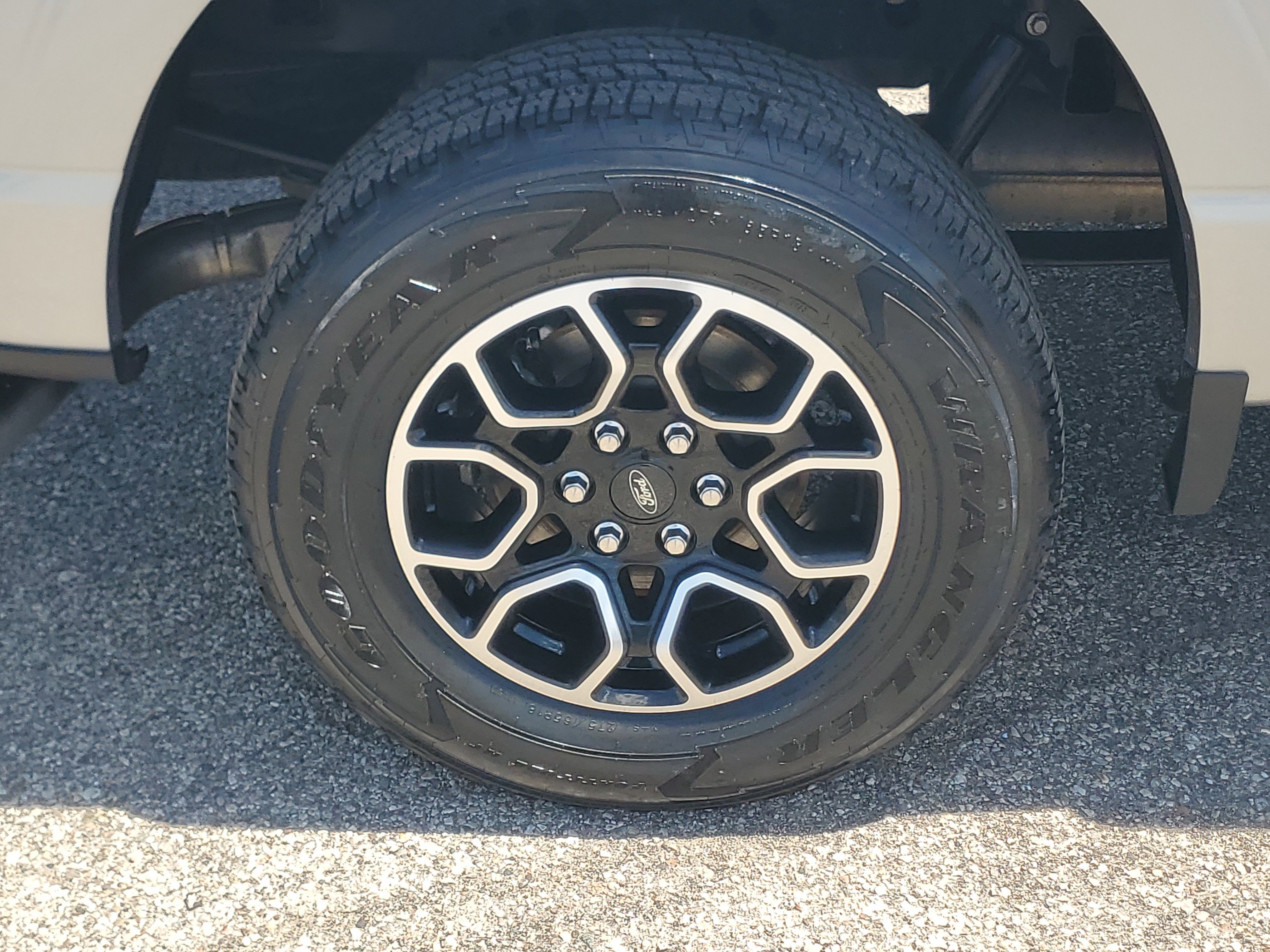 Used 2022 Ford F150 XLT w/ Equipment Group 302A High AWD/4WD image 7