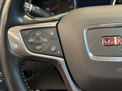 Used 2022 GMC Terrain AT4 w/ Tech Package AWD/4WD image 11