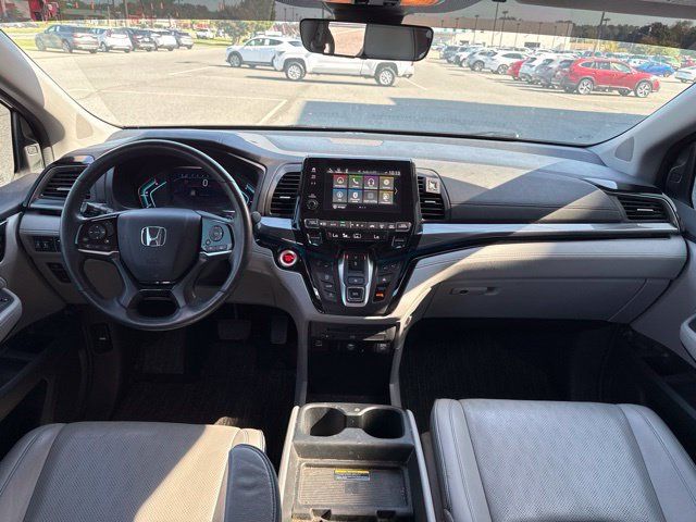 Used 2023 Honda Odyssey Elite image 12