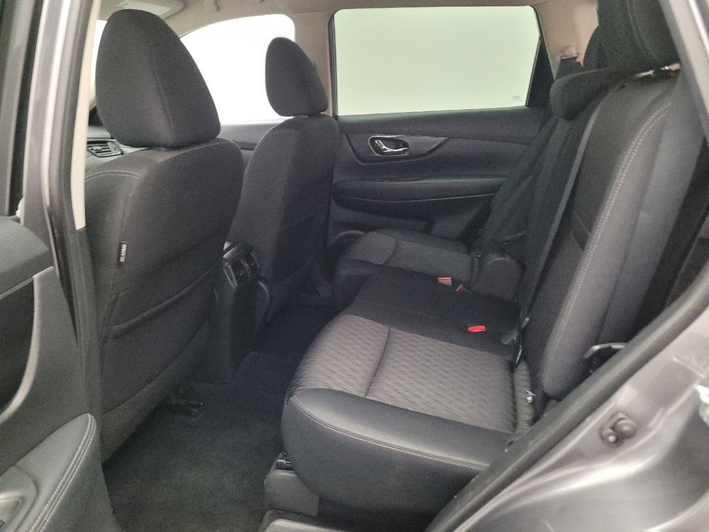 Used 2019 Nissan Rogue SV FWD image 18