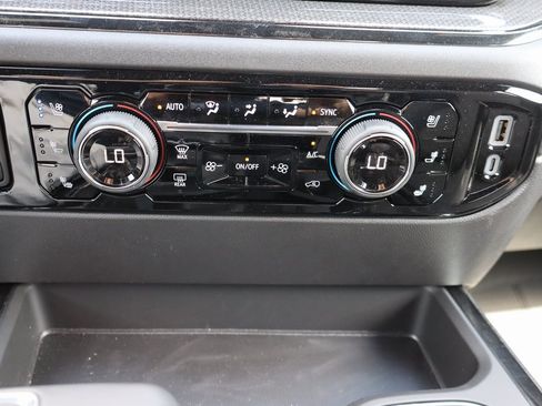 New 2025 Chevrolet Silverado 1500 ZR2 w/ Technology Package image 11