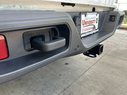 Used 2021 Jeep Gladiator Overland w/ Popular Equipment Package AWD/4WD image 25