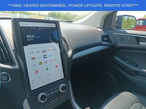 Used 2024 Ford Edge SEL w/ Convenience Package AWD/4WD image 11
