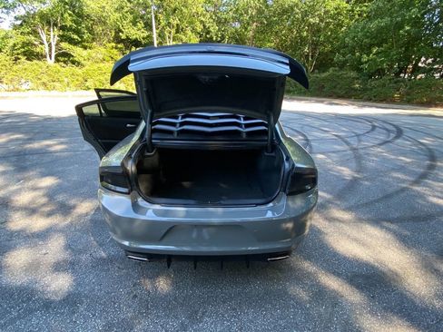 Used 2017 Dodge Charger SXT w/ Blacktop Package RWD image 46