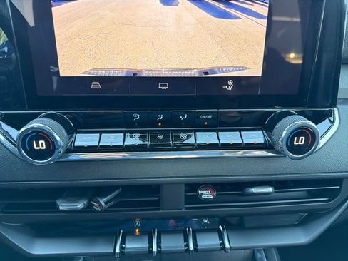 Certified 2025 Chevrolet Colorado Trail Boss AWD/4WD image 14
