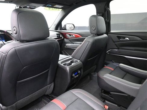 Used 2024 Chevrolet Traverse RS w/ LPO, Floor Liner Package image 2
