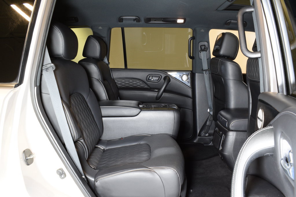 Used 2023 INFINITI QX80 Luxe AWD/4WD image 32