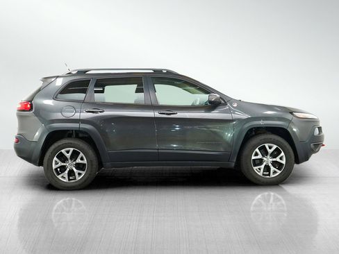 Used 2015 Jeep Cherokee Trailhawk w/ Leather Interior Group AWD/4WD image 6