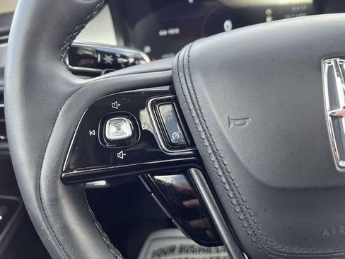 Certified 2023 Lincoln Aviator AWD w/ Premium Package image 27