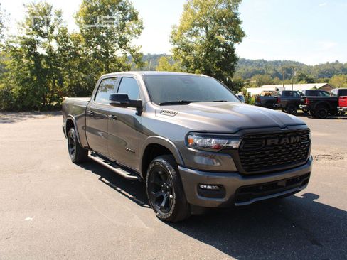 Used 2026 RAM 1500 Big Horn AWD/4WD image 2
