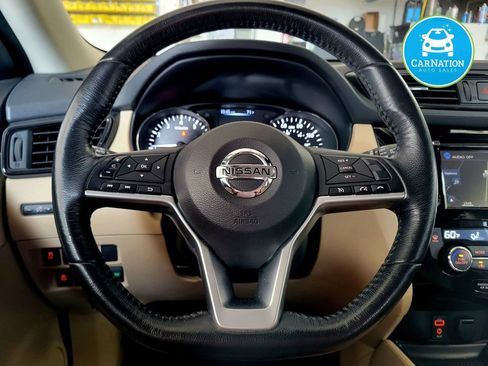 Used 2017 Nissan Rogue SL AWD/4WD image 20
