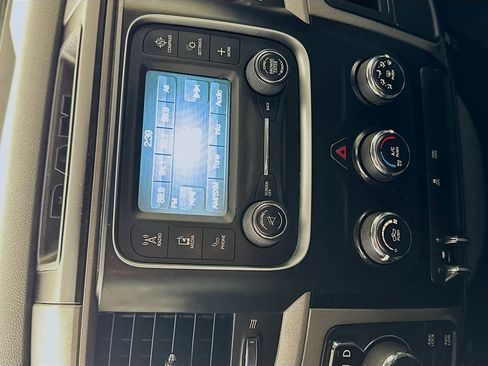 Used 2017 RAM 1500 Express image 17