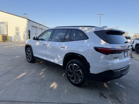 Used 2025 Buick Enclave Sport Touring image 29