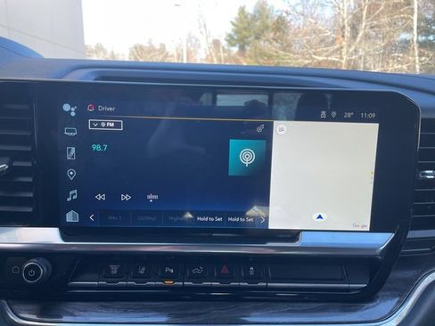 Used 2024 Chevrolet Silverado 2500 LTZ w/ LTZ Premium Package image 24