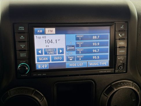 Used 2018 Jeep Wrangler Sport image 17