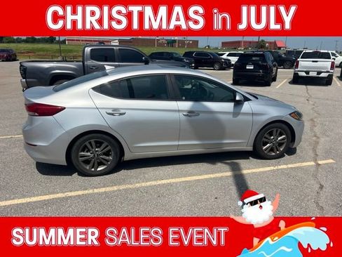 Used 2018 Hyundai Elantra Value Edition w/ Cargo Package FWD image 10