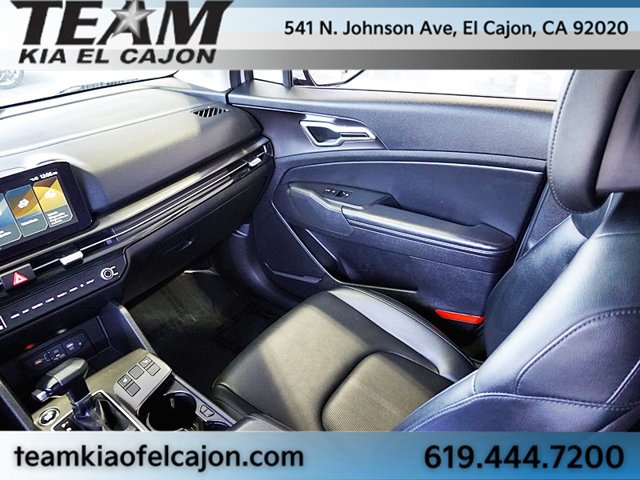 Certified 2026 Kia Sportage EX w/ EX Panorama Roof Package FWD image 26