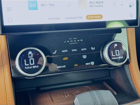 Used 2026 Jaguar F-PACE R-Dynamic S image 18